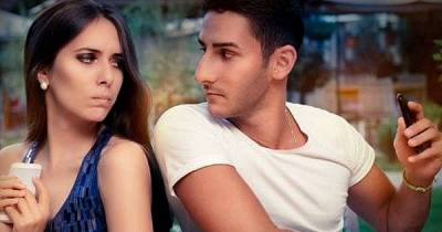 6 Things You Need To Avoid Doing On Social Media If You Want Your Relationship To Work.