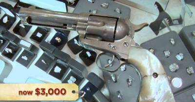 5 Times When "Pawn Stars" Were Caught Cheating Their Customers