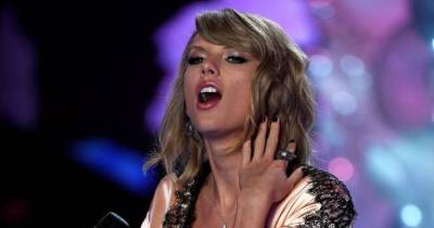 Police Have Warned Taylor Swift To Be Aware Of An Obsessed Fan Who Says He Is Her Boyfriend
