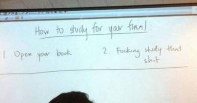 9 Hilarious Teachers That Have No Problem Throwing Shade On Their Students.