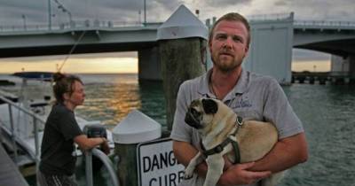 Couple Sold All Of Their Possessions To Sail The World Then Lost Everything After Their Boat Sank