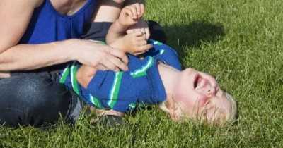Parent's Spark Social Media Debate After Claiming That Tickling Is 'Child Abuse'