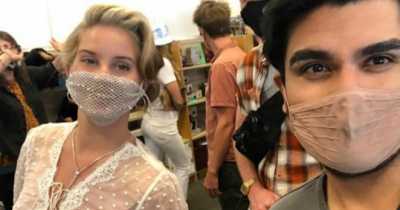 Lana Del Rey Is Being Criticized Over Wearing A Mesh Face Mask At The Promotion Of Her New Poetry Book