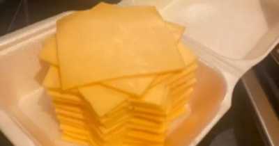 Student Orders Kebab Only To Get 40 Slices Of Cheese Delivered At Her Doorstep