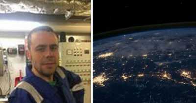 Annoyed Scottish Man Raising &pound;250,000 To Send Flat Earther Into Space To Prove Earth Is Round