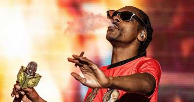 Snoop Dogg Bets Ufc Boss Dana White $2million That Jake Paul Will Beat Ben Askren