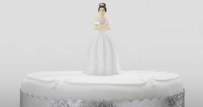 Newly Married Couple Sparks Controversy By Refusing To Pay For An Expensive Dress That Was Ruined At Their Wedding