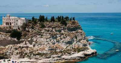 Villages In Southern Italy Offering Millenials $33,000 To Move There and Repopulate