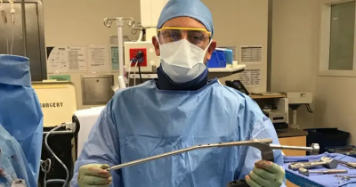 Doctor Claims He Can Make People 5 Inches Taller