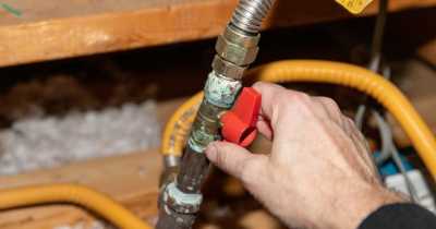 Robbers Tried to Steal Furnace From Home But Passed Out From Gas Leak