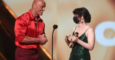 Dwayne Johnson Gives Away His Trophy To Make-A-Wish Teenager After Winning People's Champion Award