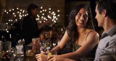Woman Explains Why Men Shouldn't Ask To Split The Check On Dates: &lsquo;Make his pockets hurt&rsquo;