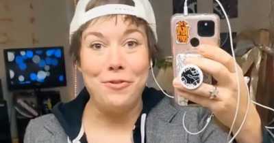 Real Meaning Of The Cute Eyes Emoji Explained By Gen Zers Have Made People Shocked