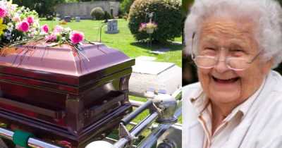 Man Tells Wife To Bury Him With All His Money, But Her Brilliant "Solution" Has Him Turning In The Grave