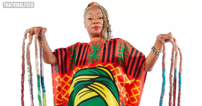 Woman With World's Longest Nails, Diana Armstrong, Reveals Trick To Using Toilet