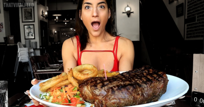 Leah Shutkever Stuffs Herself With A 96oz Steak In Under 15 Minutes Breaking Randy Santel's Record At Cattleman's Grill