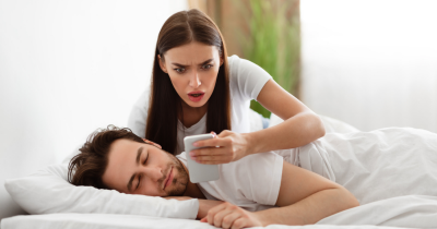 Expert Reveals How To Spot The Subtle Signs Your Partner Might Be Cheating