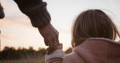 Father Takes DNA Test After Thinking Daughter Is 'Too Pretty To Be His' And Uncovers A Life-Changing Truth
