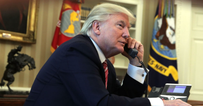 Donald Trump's Golden 'Scam' Phone Under Fire As Buyer Shares What Really Happened After Ordering