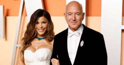 Private Jets Flying To Jeff Bezos' Wedding Will Create More Carbon Than What 27,300 Cars Emit In A Day