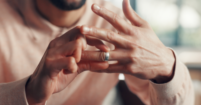 People Who Were Cheated On Share The Three Subtle Signs That Tipped Them Off