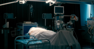Woman Who 'Died For 32 Seconds And Saw The Future' Shares Terrifying Warning For Humanity
