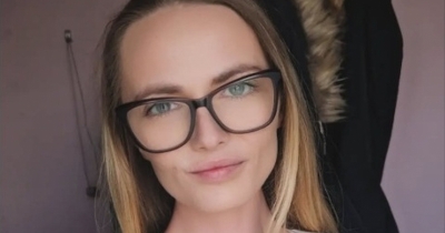 Woman Says Women 'Must Masturbate To Save Their Lives' After Cancer Diagnosis