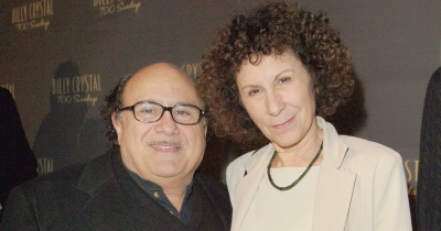 Danny DeVito Explains The Choice That Kept Rhea Perlman Close After Their Split